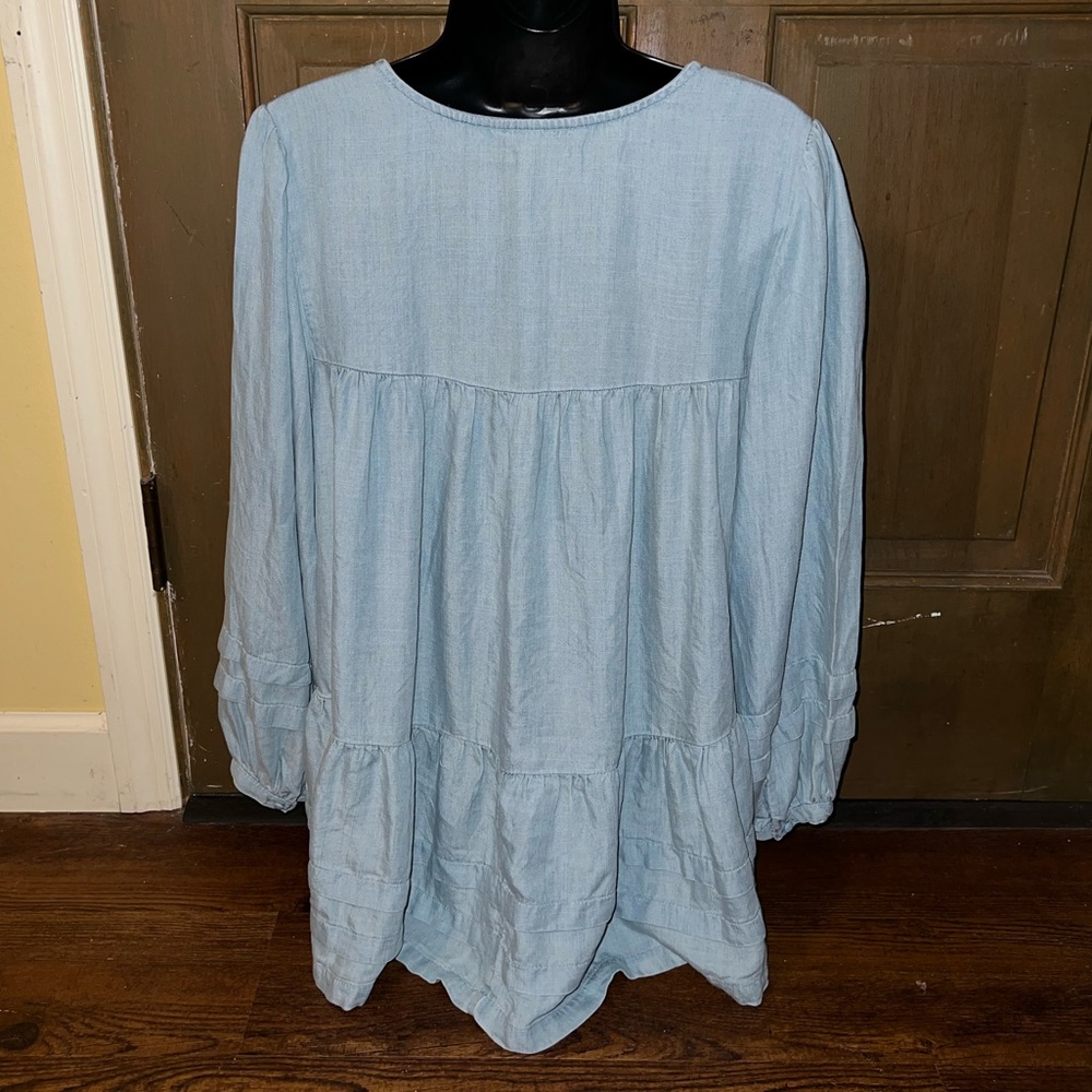 American Eagle Light Blue Tiered Peasant Top Long Sleeve Ruffled Blouse Size M - Picture 2 of 8